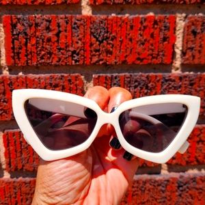 Matte creme sunglasses